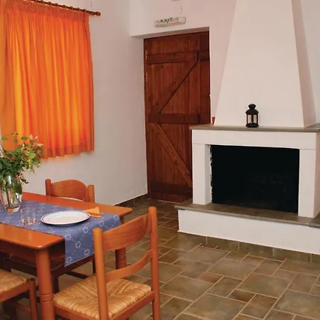 Two-bedroom Holiday In Andreas Paralio Holiday home